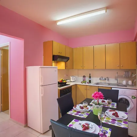 Apartment Mackenzie Rose Larnaca