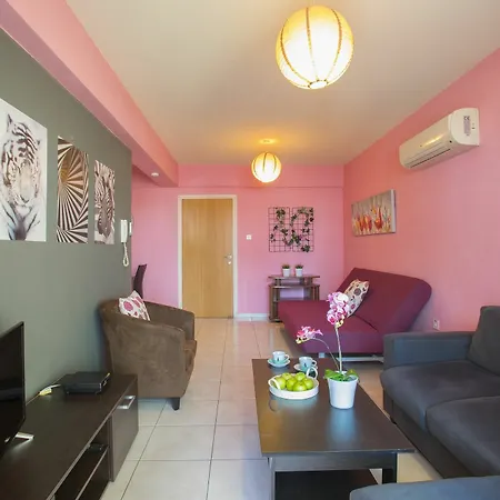 Mackenzie Rose Apartment